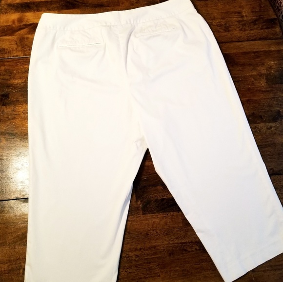 Lane Bryant White Capris - Picture 3 of 8